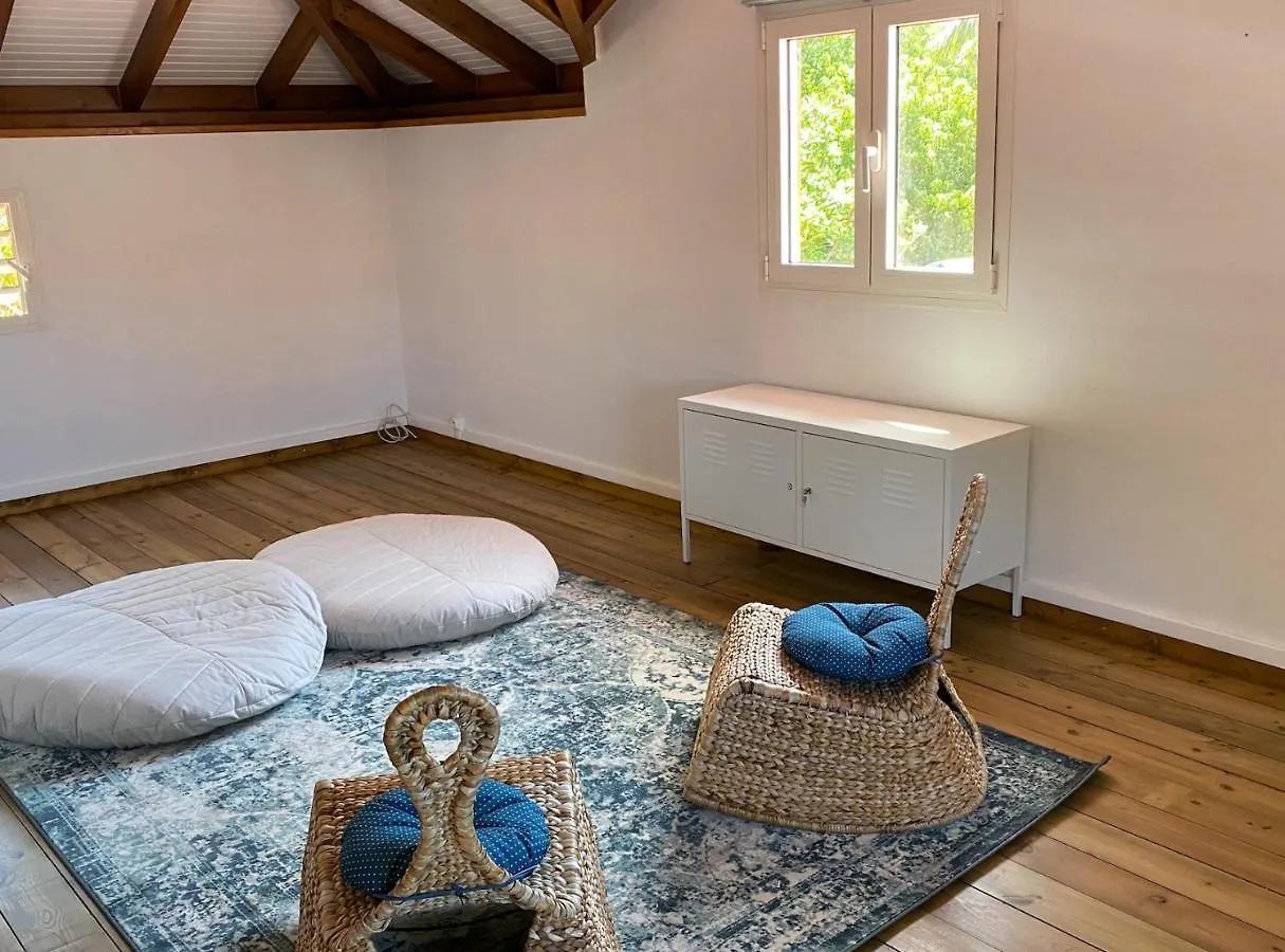 Apartment Haut De Villa Taalia Terre-De-Haut